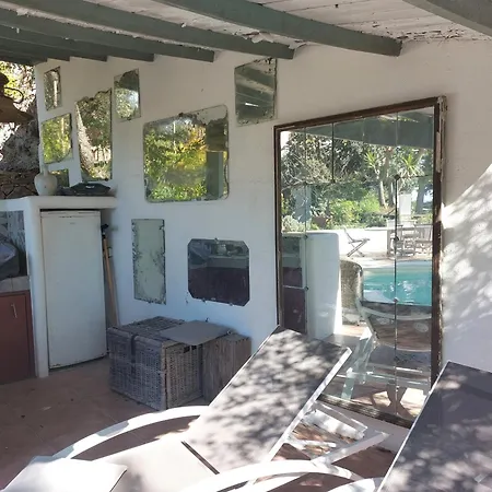 Studio Independant Capacite 2 Personnes Dans Avec Piscine Apartment *