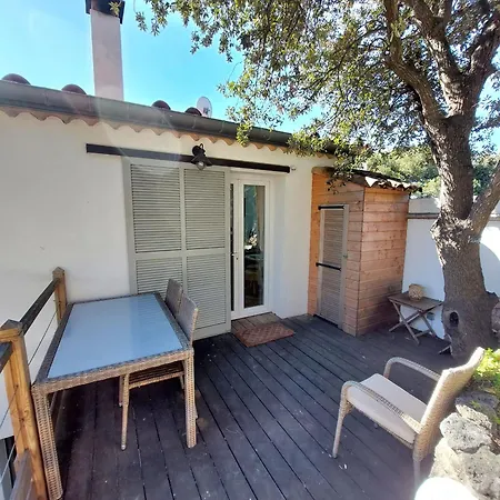 Studio Independant Capacite 2 Personnes Dans Avec Piscine