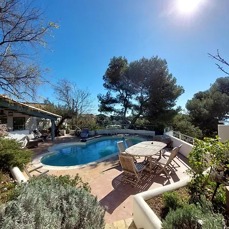 Apartment Studio Independant Capacite 2 Personnes Dans Avec Piscine Sète